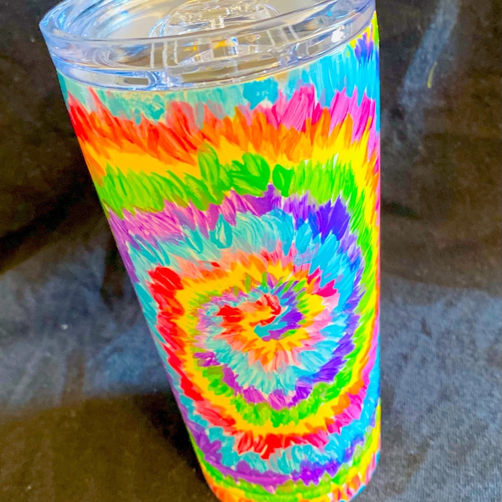 Tie-dyed tumblers
